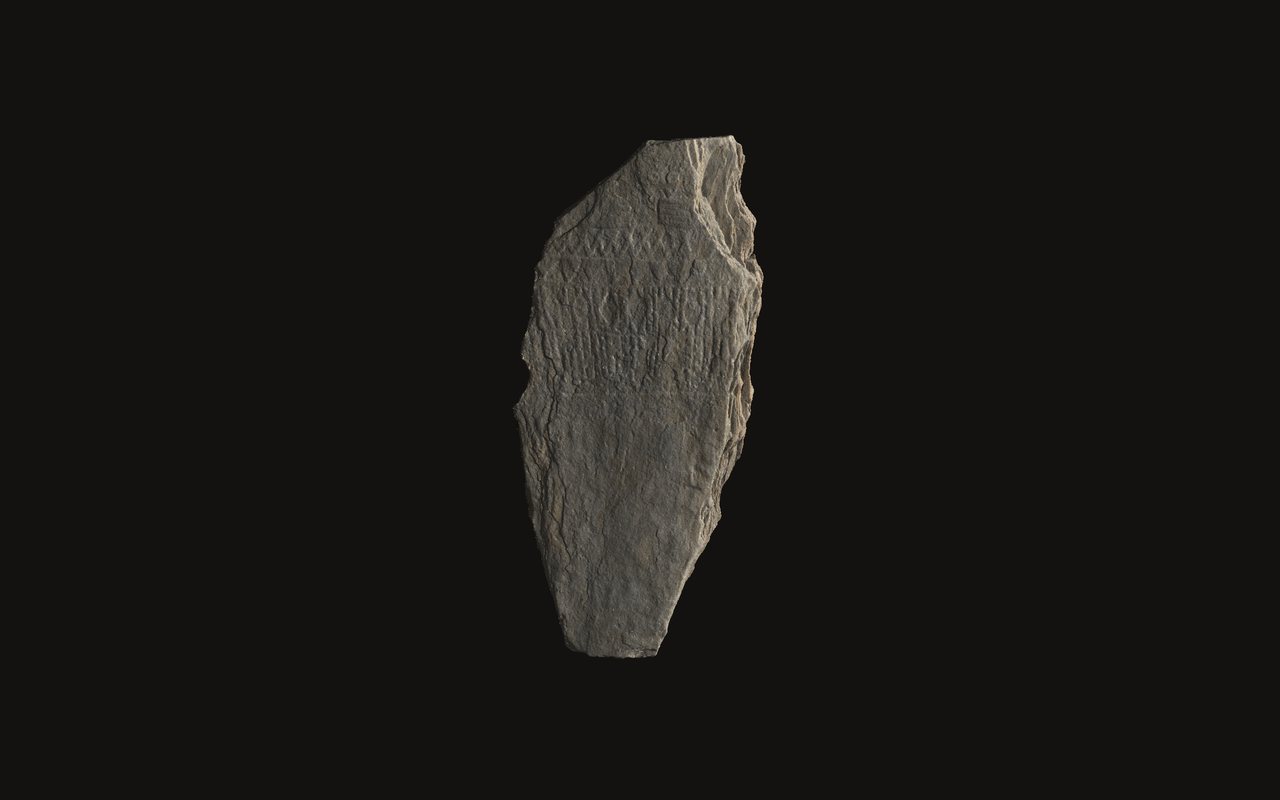Stele 27